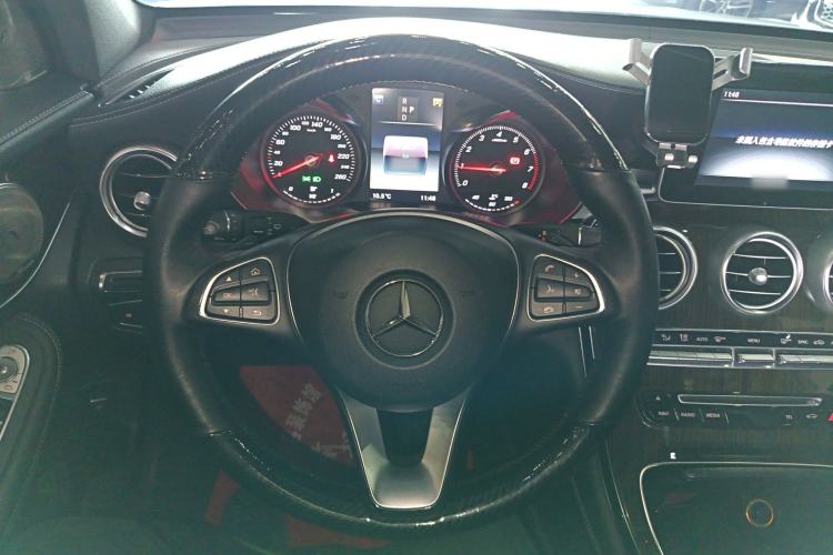 Used Mercedes-Benz GLC 2016 GLC 260 4MATIC Dynamic Edition Steering Wheel