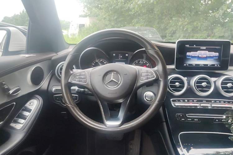 Used Mercedes-Benz GLC 2016 GLC 200 4MATIC Steering Wheel