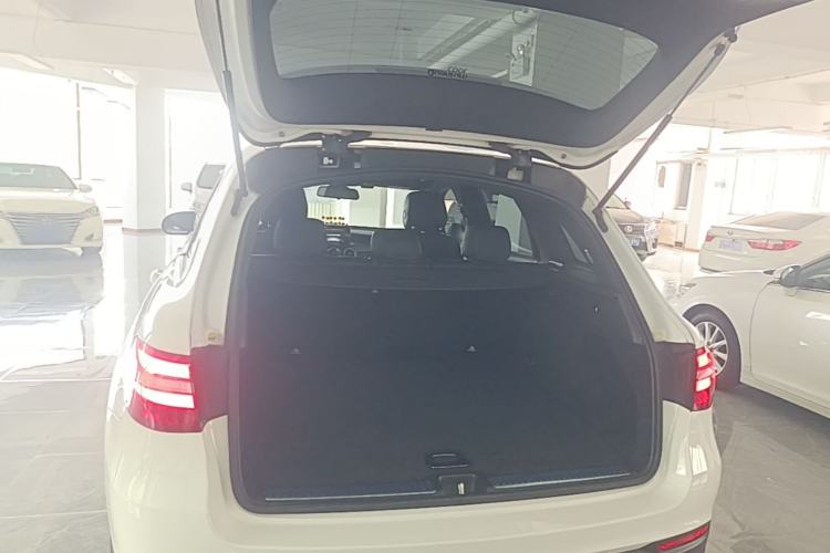 Used Mercedes-Benz GLC 2016 GLC 200 4MATIC Trunk