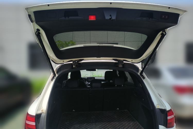 Used Mercedes-Benz GLC 2016 GLC 200 4MATIC Trunk