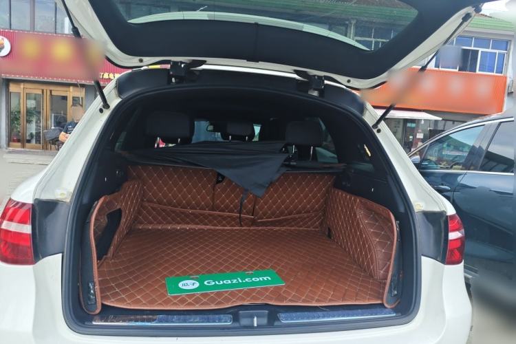 Used Mercedes-Benz GLC 2016 GLC 260 4MATIC Luxury Model Trunk