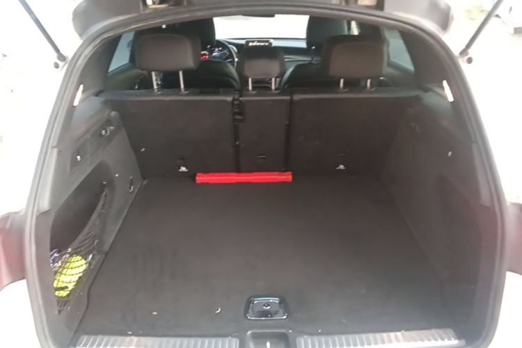 Used Mercedes-Benz GLC 2016 GLC 300 4MATIC Dynamic Model Trunk
