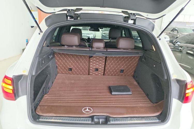 Used Mercedes-Benz GLC 2016 GLC 260 4MATIC Luxury Model Trunk