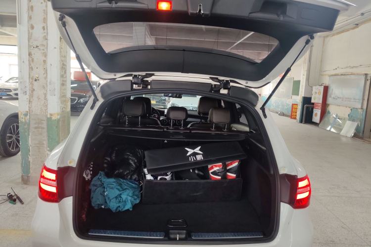Used Mercedes-Benz GLC 2016 GLC 200 4MATIC Trunk