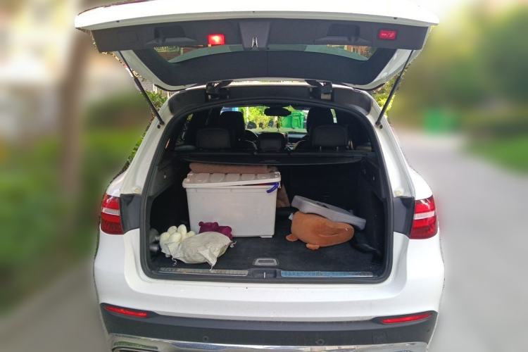 Used Mercedes-Benz GLC 2016 GLC 260 4MATIC Dynamic Edition Trunk