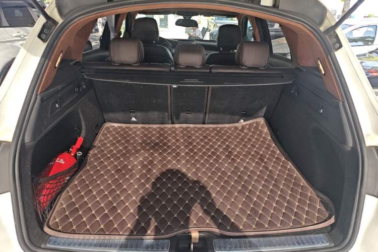 Used Mercedes-Benz GLC 2016 GLC 200 4MATIC Trunk