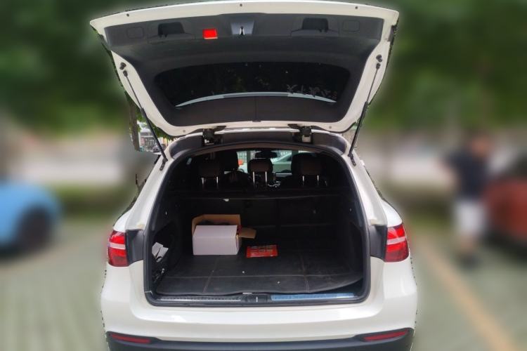 Used Mercedes-Benz GLC 2016 GLC 200 4MATIC Trunk