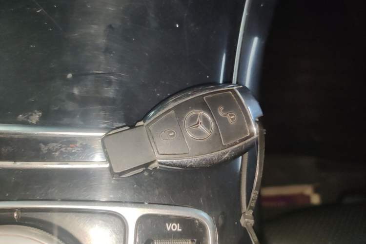 Used Mercedes-Benz GLC 2016 GLC 200 4MATIC Vehicle Key