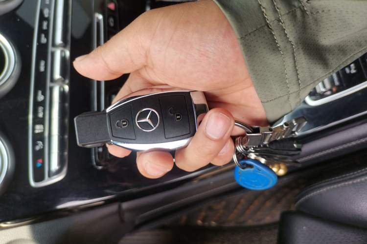 Used Mercedes-Benz GLC 2016 GLC 200 4MATIC Vehicle Key