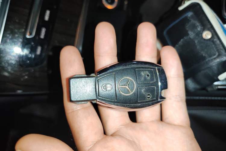 Used Mercedes-Benz GLC 2016 GLC 260 4MATIC Dynamic Edition Vehicle Key