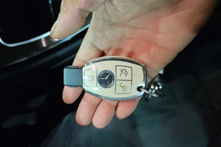Used Mercedes-Benz GLC 2016 GLC 260 4MATIC Dynamic Edition Vehicle Key