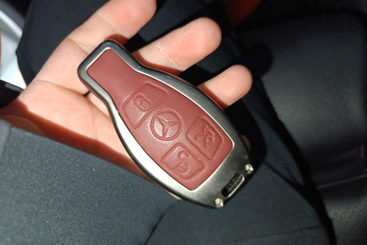 Used Mercedes-Benz GLC 2016 GLC 260 4MATIC Dynamic Edition Vehicle Key