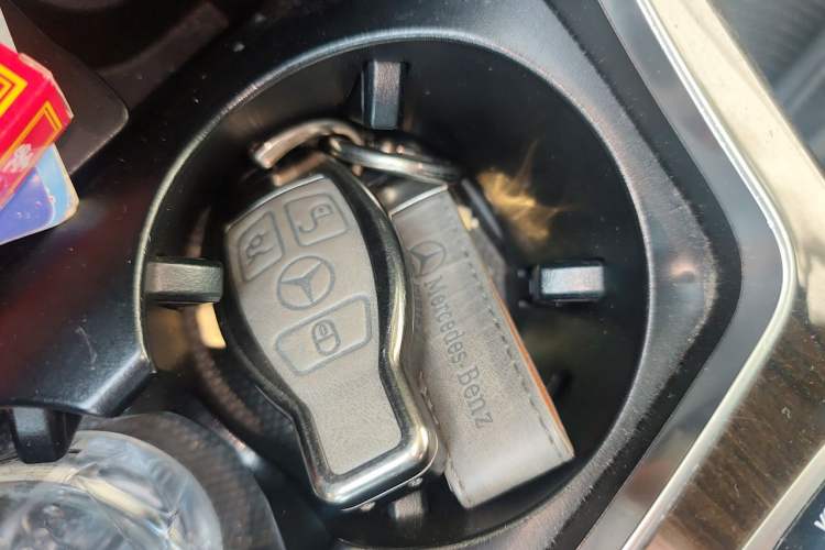 Used Mercedes-Benz GLC 2016 GLC 260 4MATIC Dynamic Edition Vehicle Key