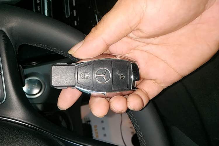 Used Mercedes-Benz GLC 2016 GLC 200 4MATIC Vehicle Key