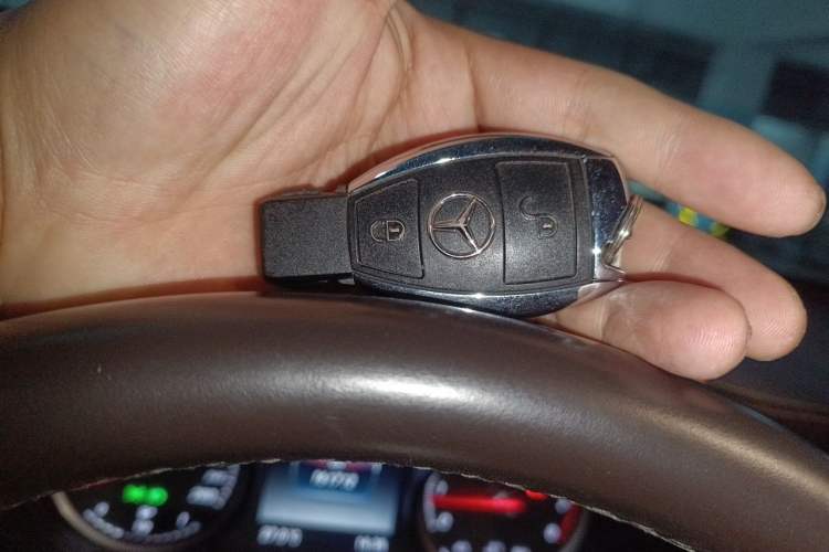 Used Mercedes-Benz GLC 2016 GLC 200 4MATIC Vehicle Key