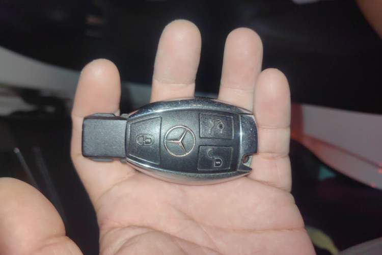Used Mercedes-Benz GLC 2016 GLC 260 4MATIC Dynamic Edition Vehicle Key