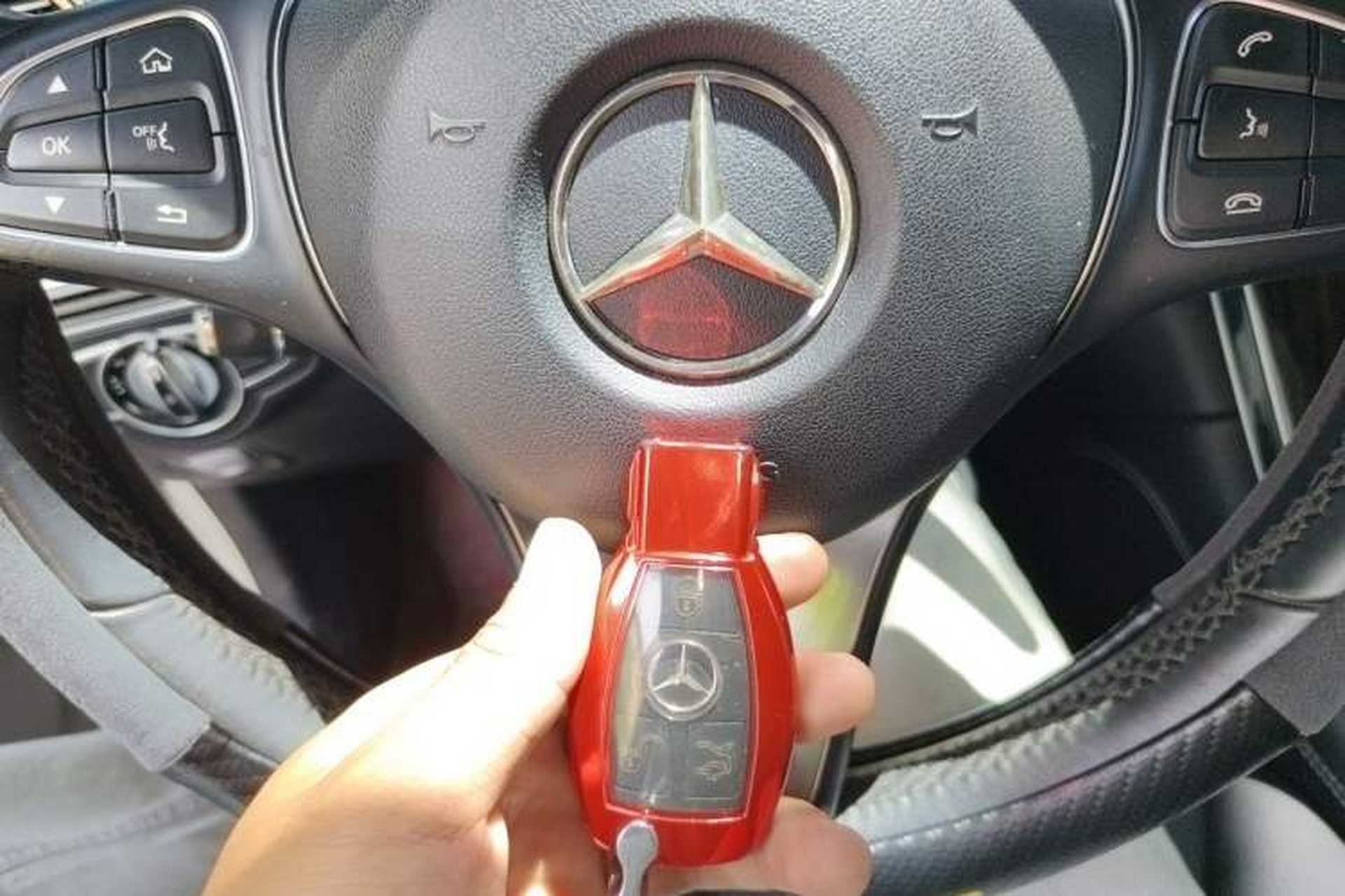 Used Mercedes-Benz GLC 2016 GLC 260 4MATIC Dynamic Edition Vehicle Key