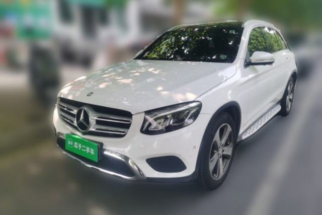 Used Mercedes-Benz GLC 2016 GLC 260 4MATIC Luxury Model