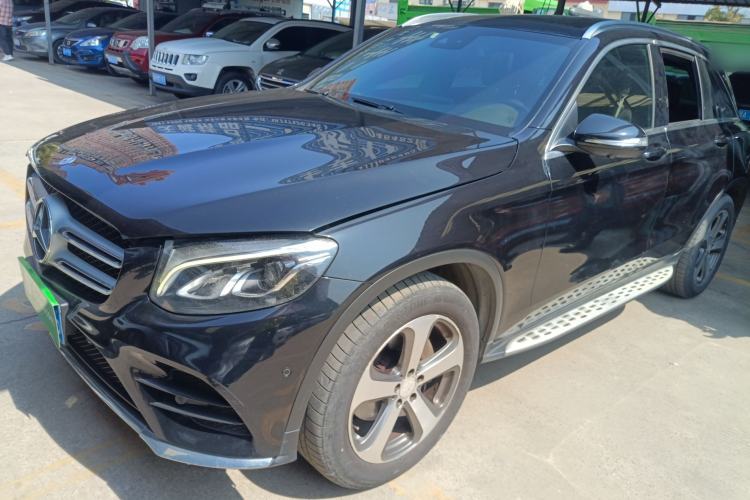 Used Mercedes-Benz GLC 2017 GLC 260 4MATIC Luxury Model Guazi used car, China used car export, Used car for sale, Used cars, Cheapest cars for sale