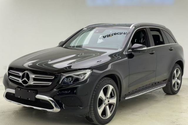 Mercedes-Benz GLC 2017 GLC 260 4MATIC Luxury Model usado