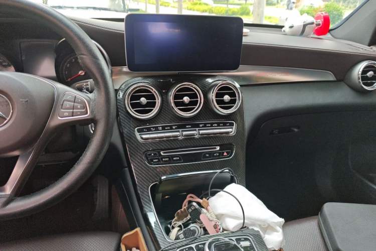 Used Mercedes-Benz GLC 2017 GLC 200 4MATIC Audio And AC Panel