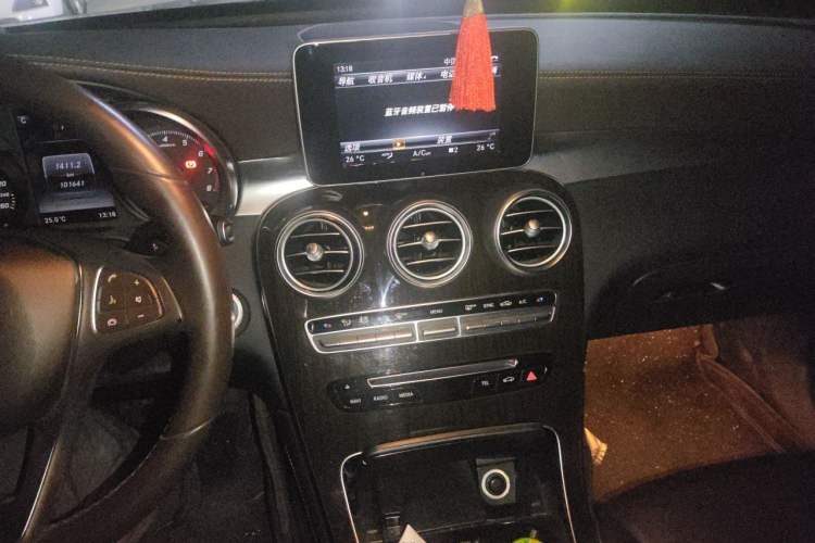 Used Mercedes-Benz GLC 2017 GLC 260 4MATIC Luxury Model Audio And AC Panel