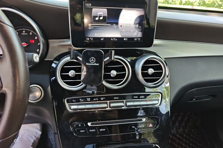 Used Mercedes-Benz GLC 2017 GLC 200 4MATIC Audio And AC Panel