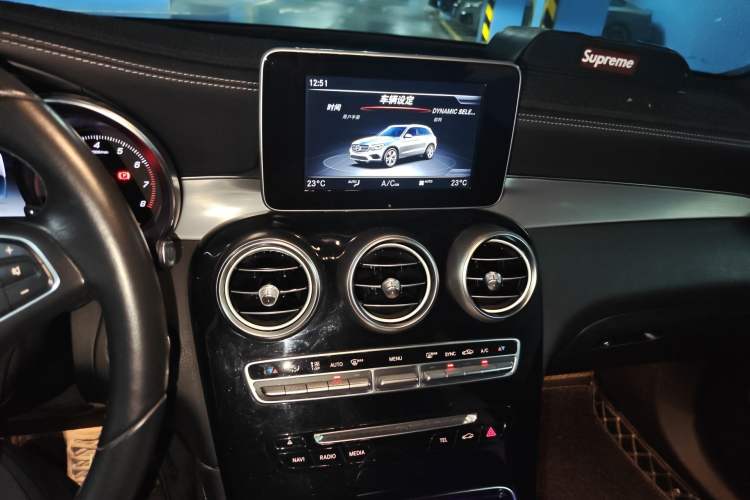 Used Mercedes-Benz GLC 2017 GLC 200 4MATIC Audio And AC Panel
