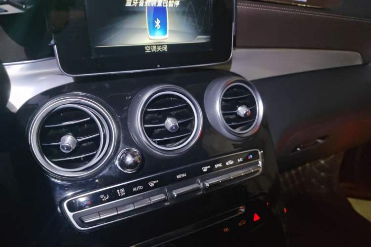 Used Mercedes-Benz GLC 2017 GLC 200 4MATIC Audio And AC Panel