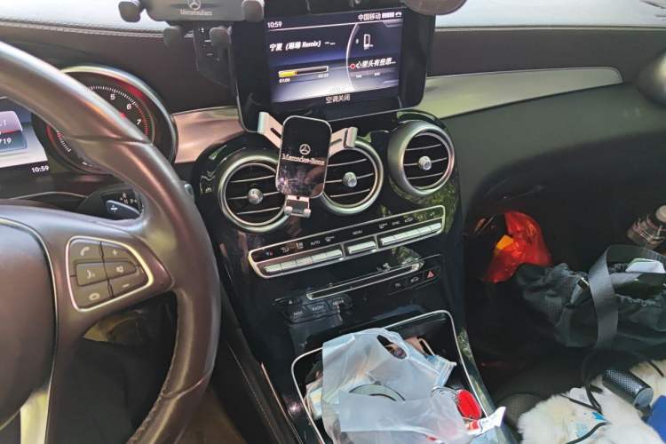 Used Mercedes-Benz GLC 2017 GLC 200 4MATIC Audio And AC Panel