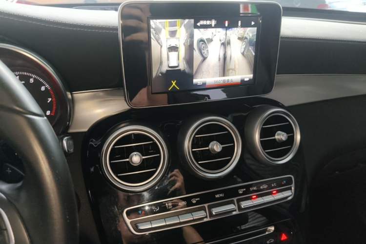 Used Mercedes-Benz GLC 2017 GLC 200 4MATIC Audio And AC Panel
