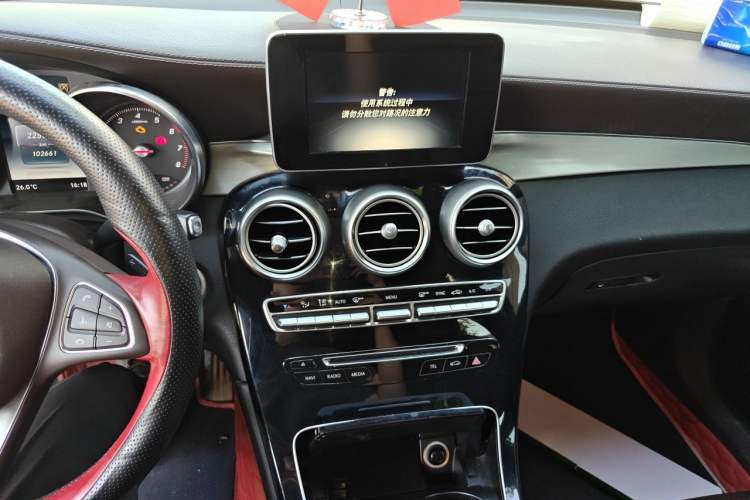 Used Mercedes-Benz GLC 2017 GLC 200 4MATIC Audio And AC Panel