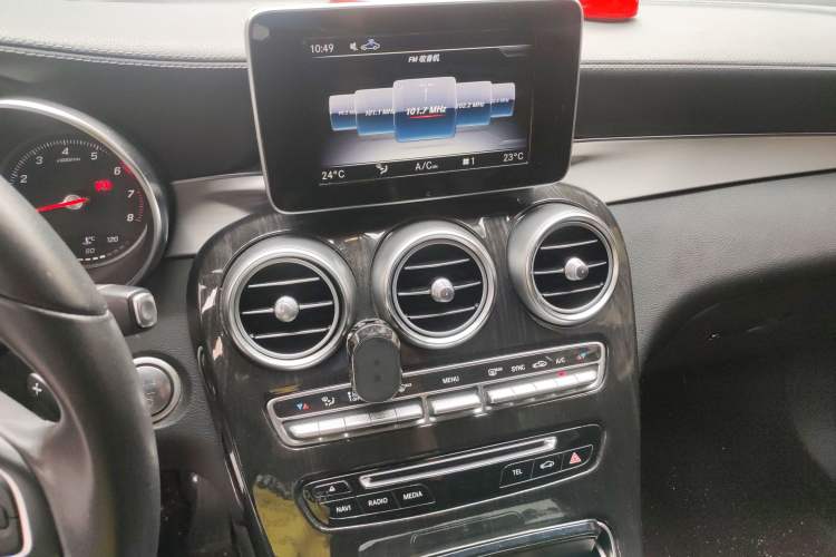 Used Mercedes-Benz GLC 2017 GLC 200 4MATIC Audio And AC Panel