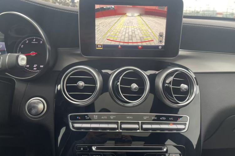 Used Mercedes-Benz GLC 2017 GLC 200 4MATIC Audio And AC Panel