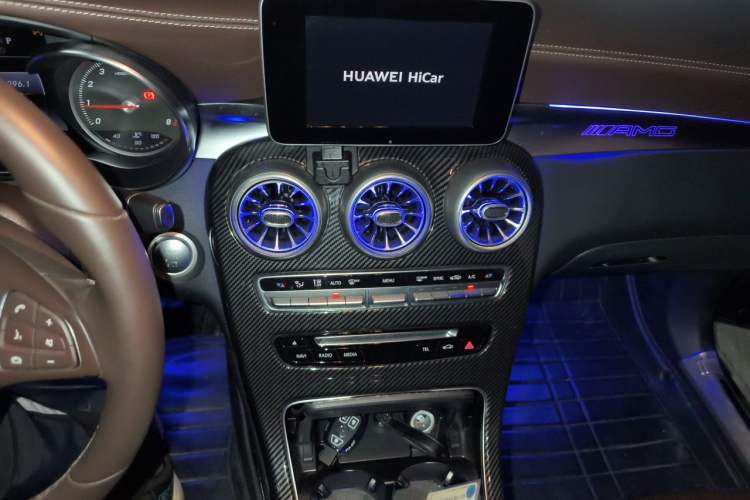 Used Mercedes-Benz GLC 2017 GLC 260 4MATIC Luxury Model Audio And AC Panel