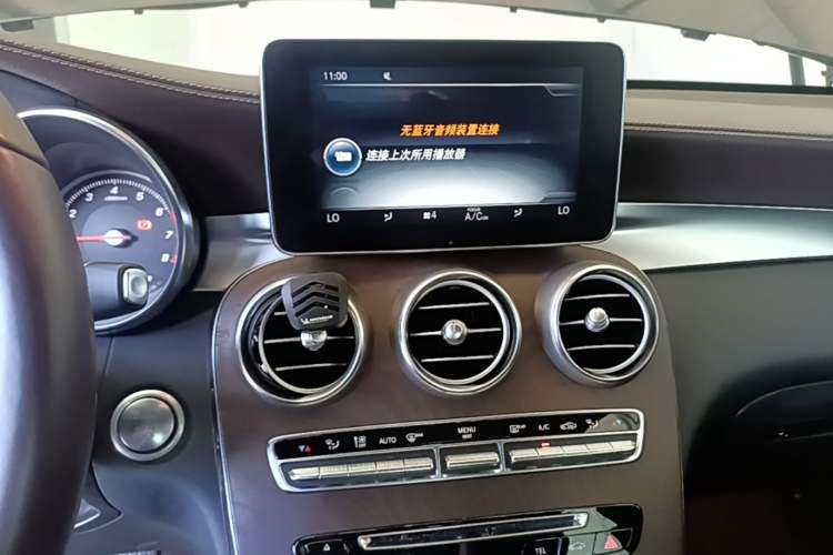 Used Mercedes-Benz GLC 2017 GLC 300 4MATIC Luxury Model Audio And AC Panel