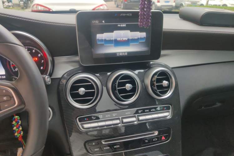 Used Mercedes-Benz GLC 2017 GLC 200 4MATIC Audio And AC Panel