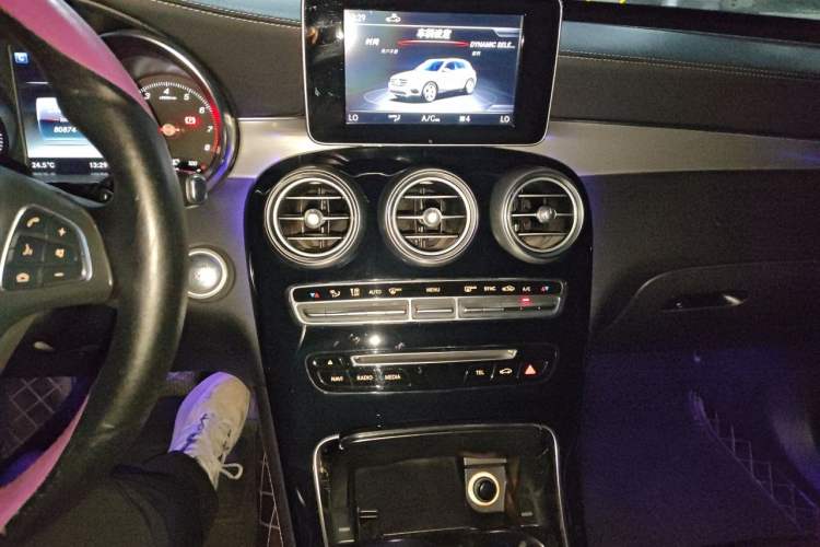 Used Mercedes-Benz GLC 2017 GLC 200 4MATIC Audio And AC Panel