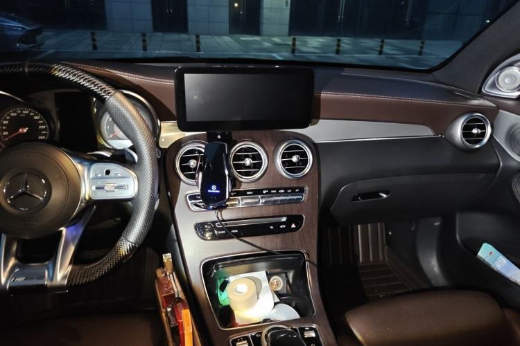 Used Mercedes-Benz GLC 2017 GLC 200 4MATIC Center Console