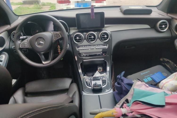 Used Mercedes-Benz GLC 2017 GLC 200 4MATIC Center Console