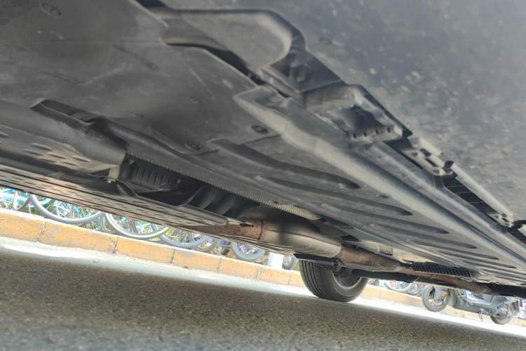Used Mercedes-Benz GLC 2017 GLC 260 4MATIC Dynamic Edition Chassis Front Left