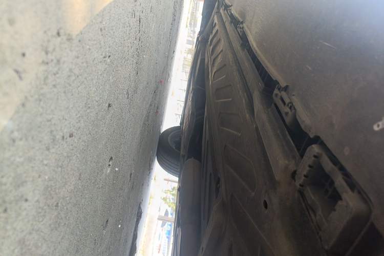 Used Mercedes-Benz GLC 2017 GLC 200 4MATIC Chassis Rear Left