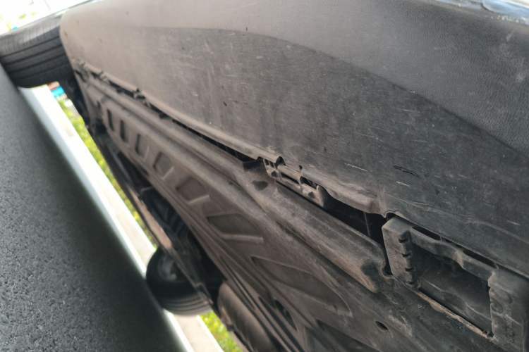 Used Mercedes-Benz GLC 2017 GLC 300 4MATIC Sport Edition Chassis Rear Left