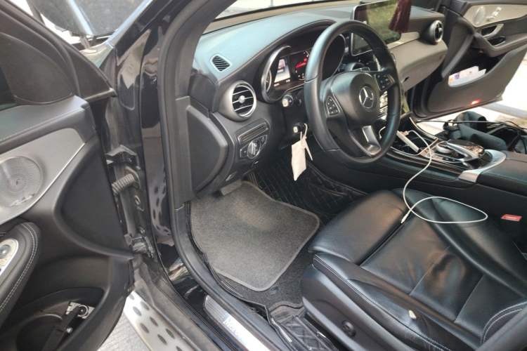 Used Mercedes-Benz GLC 2017 GLC 200 4MATIC Driver Seat