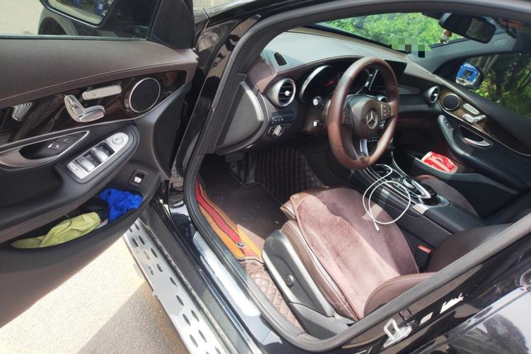 Used Mercedes-Benz GLC 2017 GLC 260 4MATIC Luxury Model Driver Seat