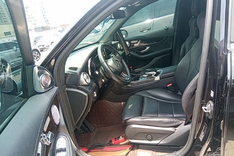 Used Mercedes-Benz GLC 2017 GLC 260 4MATIC Dynamic Edition Driver Seat