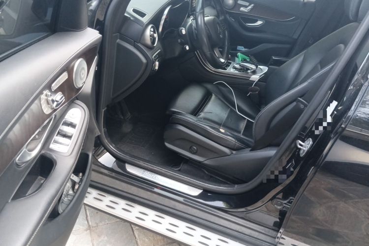 Used Mercedes-Benz GLC 2017 GLC 300 4MATIC Sport Edition Driver Seat