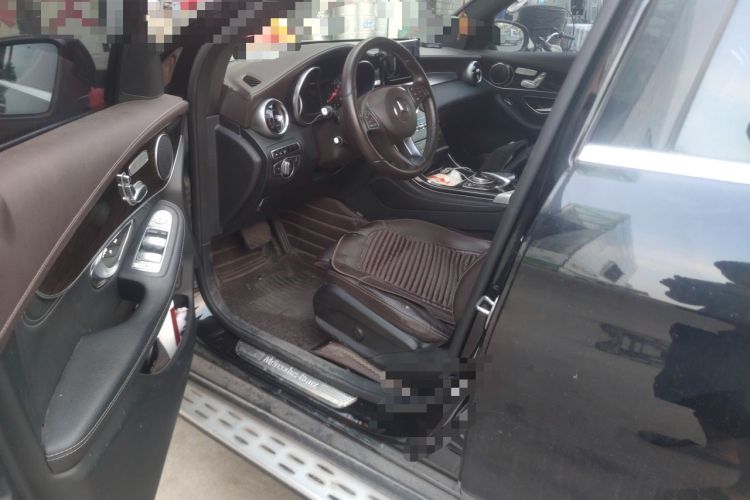 Used Mercedes-Benz GLC 2017 GLC 260 4MATIC Luxury Model Driver Seat