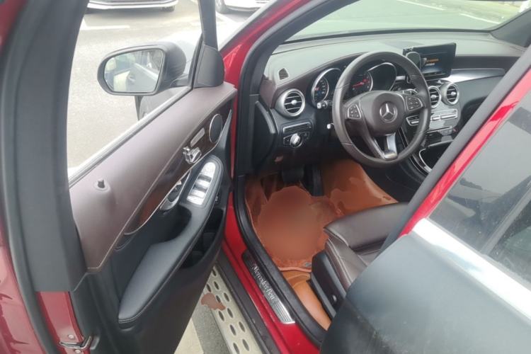 Used Mercedes-Benz GLC 2017 GLC 260 4MATIC Dynamic Edition Driver Seat