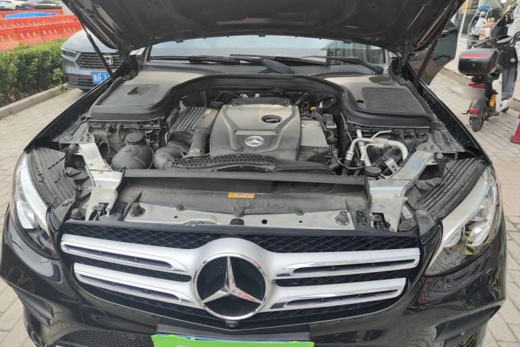 Used Mercedes-Benz GLC 2017 GLC 300 4MATIC Sport Edition Engine Bay
